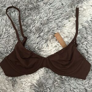 SKIMS fits everybody unlined Demi mesh Bra